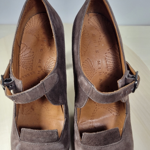 Chie Mihara Taupe Suede Mary Jane Heels Women's Size 37 - Picture 16 of 16